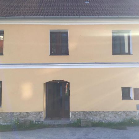 U Zivlu Bed & Breakfast Brloh ภายนอก รูปภาพ